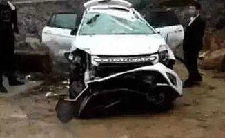 国产车掉下悬崖视频播放,惊心动魄的瞬间回顾