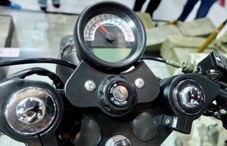 国产大牛绿色400cc骑行视频  第2张